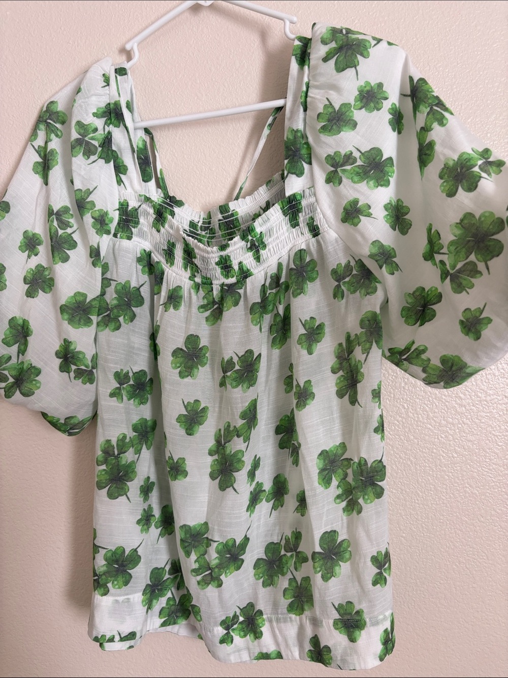 Cato Semi Sheer Clover Print Blouse with puff flowy Short Sleeves Size Large